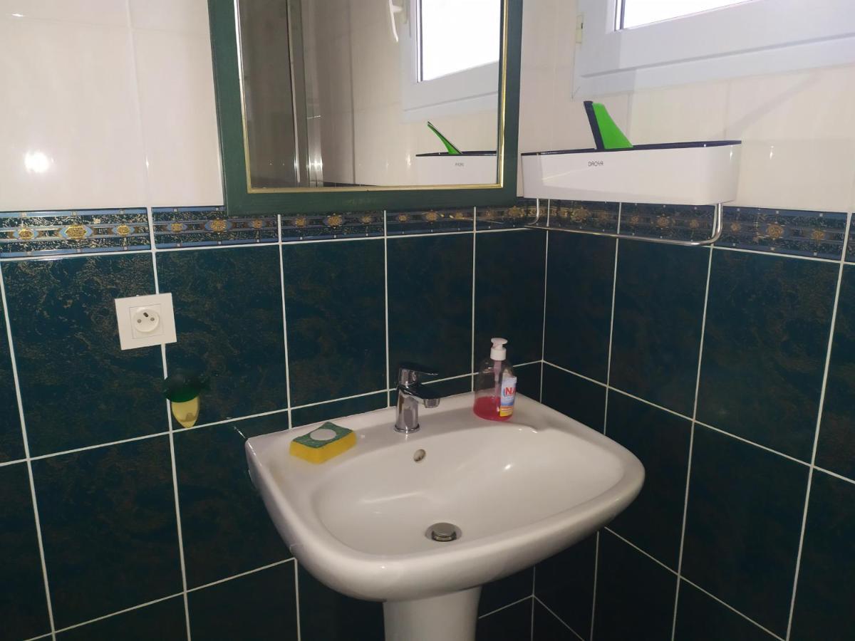 Chez Fabienne T1 Apartment Le Breuil-sur-Couze Ngoại thất bức ảnh